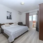 Apartamento Bilin San