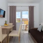Bilin San Apartamento *