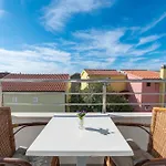 Bilin San Apartamento
