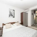 Bilin San Apartamento *