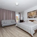 Bilin San Apartamento Baška Voda