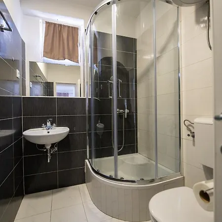 Apartment Bilin San