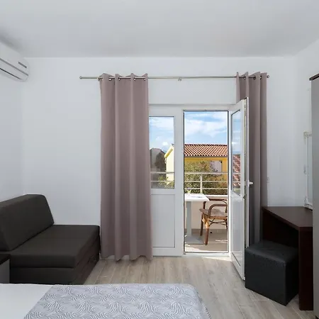 Bilin San * Baška Voda