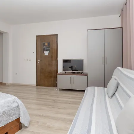 Bilin San Apartment Baska Voda